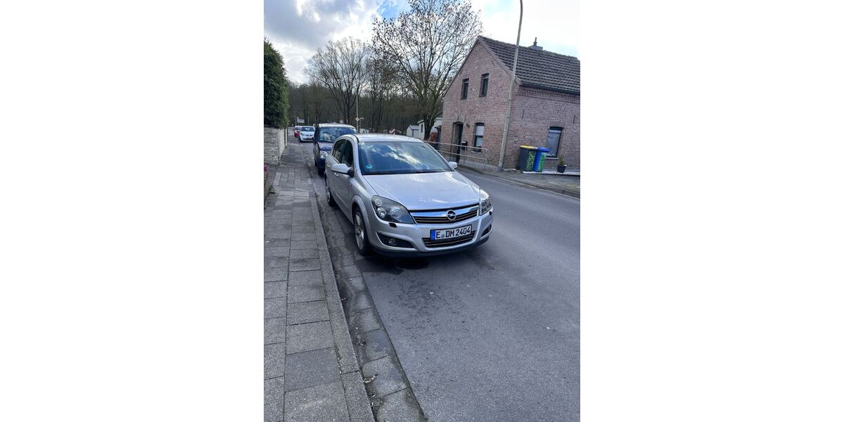Opel Astra 223.000 km 1.650 &euro; Brüggen 41379
