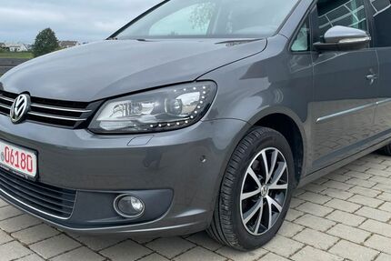 VW Touran 150.000 km 9.690 € Kötz 89359