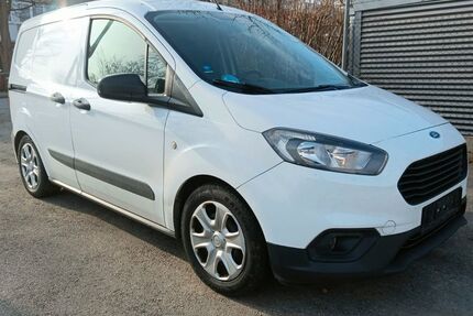 Ford Transit Courier 280.000 km 4.300 &euro; Unterschleißheim 85716