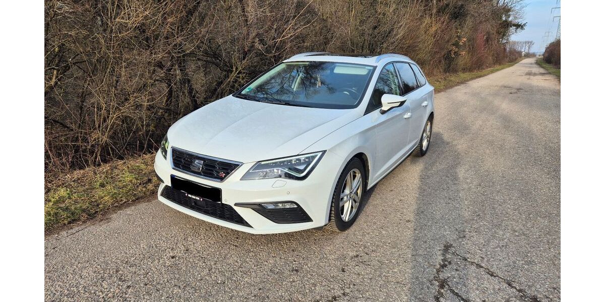 Seat Leon 82.753 km 19.999 € Berglern 85459