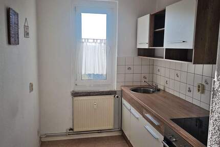 2 RWG mit kl. EBK in Regis-Breitingen - 3OG 2 zimmer