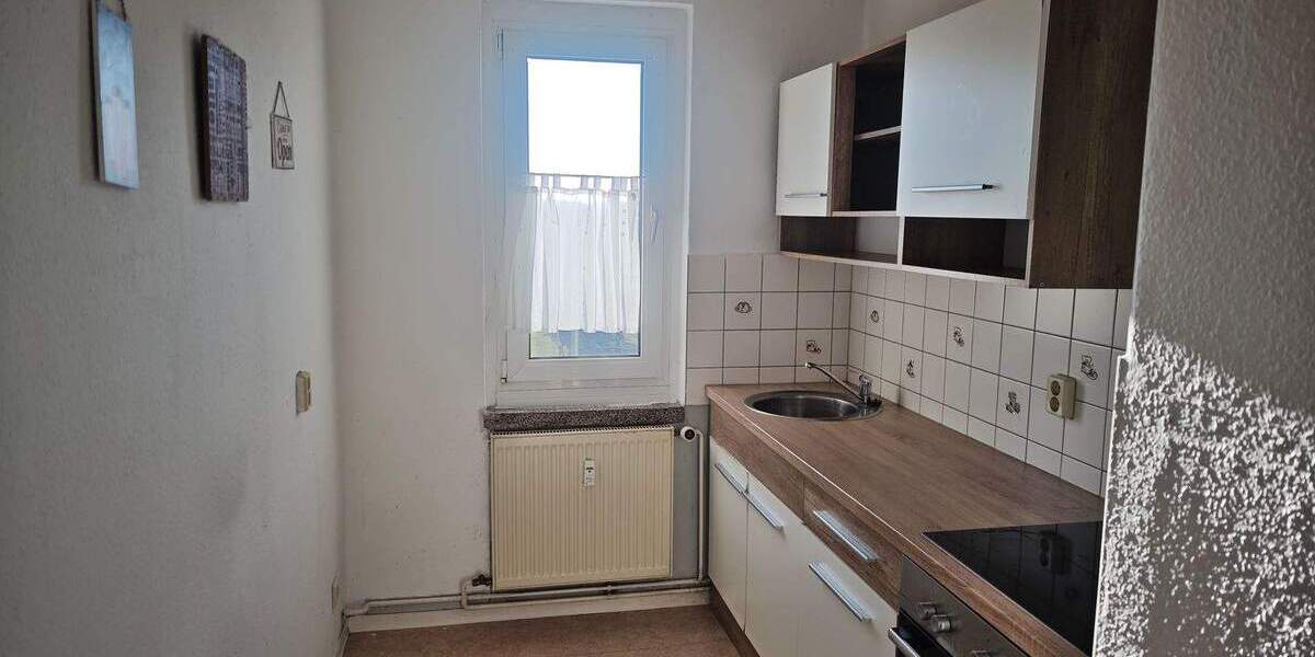 2 RWG mit kl. EBK in Regis-Breitingen - 3OG 2 zimmer