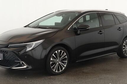 Toyota Corolla 28.700 km 26.984 &euro; Düsseldorf 40233