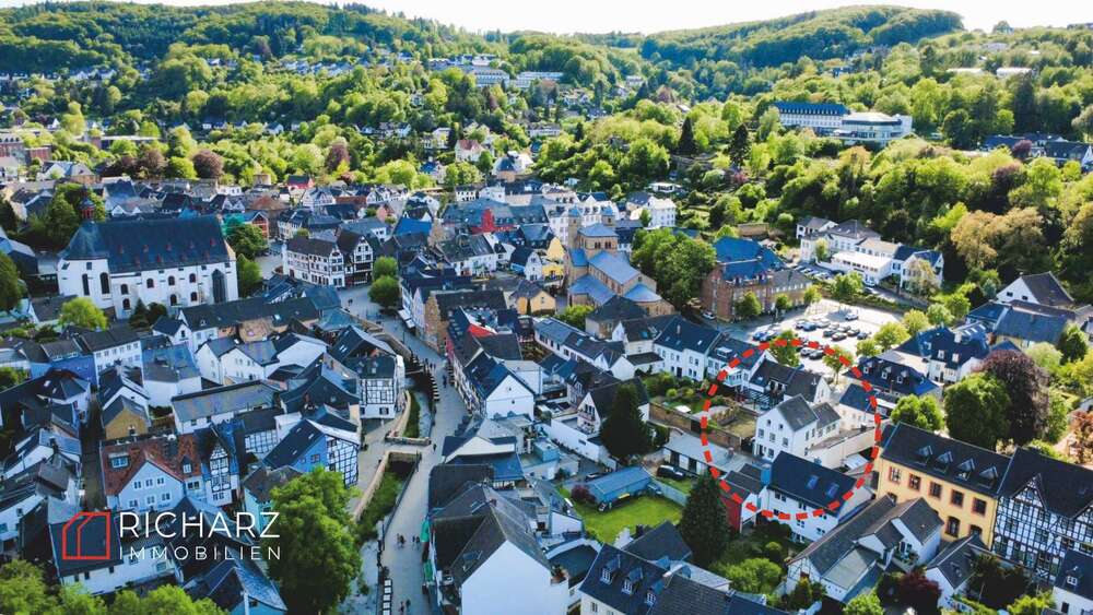 Einfamilienhaus Bad Münstereifel - 10 Zimmer, 225 m&sup2;, 349.000&euro; | Angebot:26800043