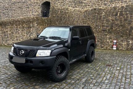 Nissan Patrol 214.600 km 21.500 &euro; Wettenberg 35435