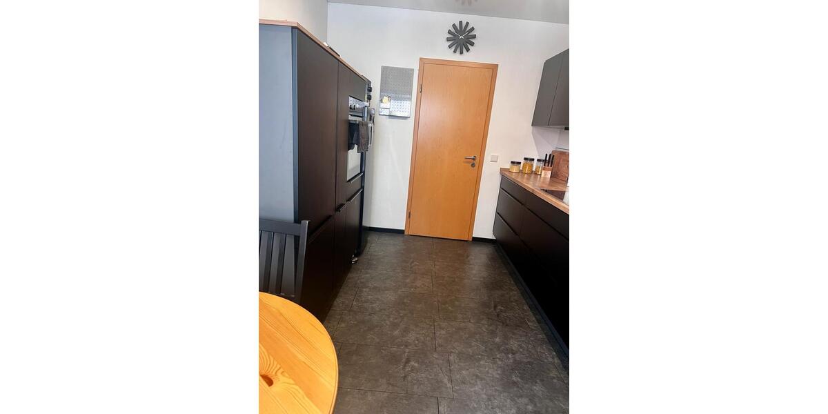 Etagenwohnung Sankt Ingbert - 3 Zimmer, 105 m&sup2;, 220.000&euro; | Angebot:26062306