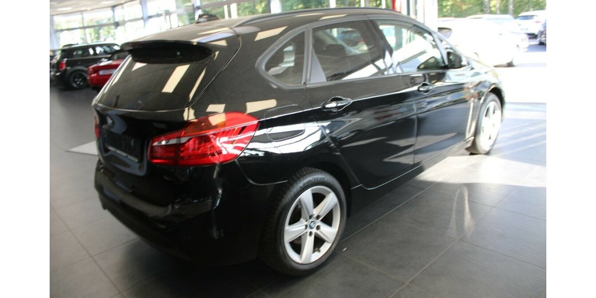 BMW 218 Active Tourer Sport Line 82.216 km 12.980 &euro; Euskirchen 53881