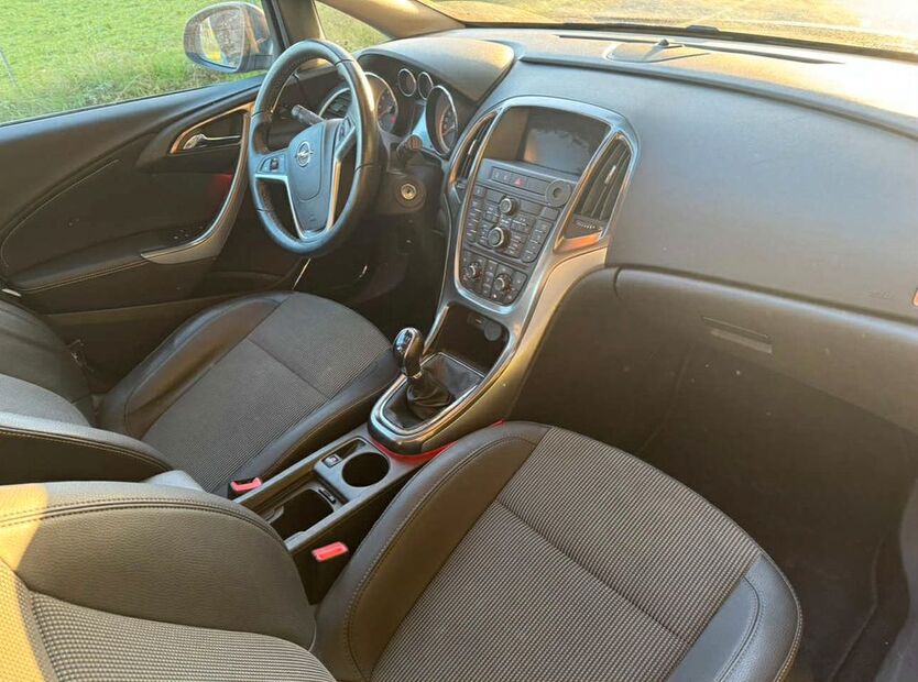 Opel Astra 131.000 km 3.999 € Mulfingen 74673