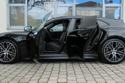 Porsche Taycan 10.000 km 75.950 € Gauting bei Starnberg 82131