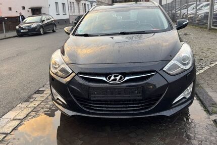 Hyundai i40 162.000 km 5.499 &euro; Gelsenkirchen 45879