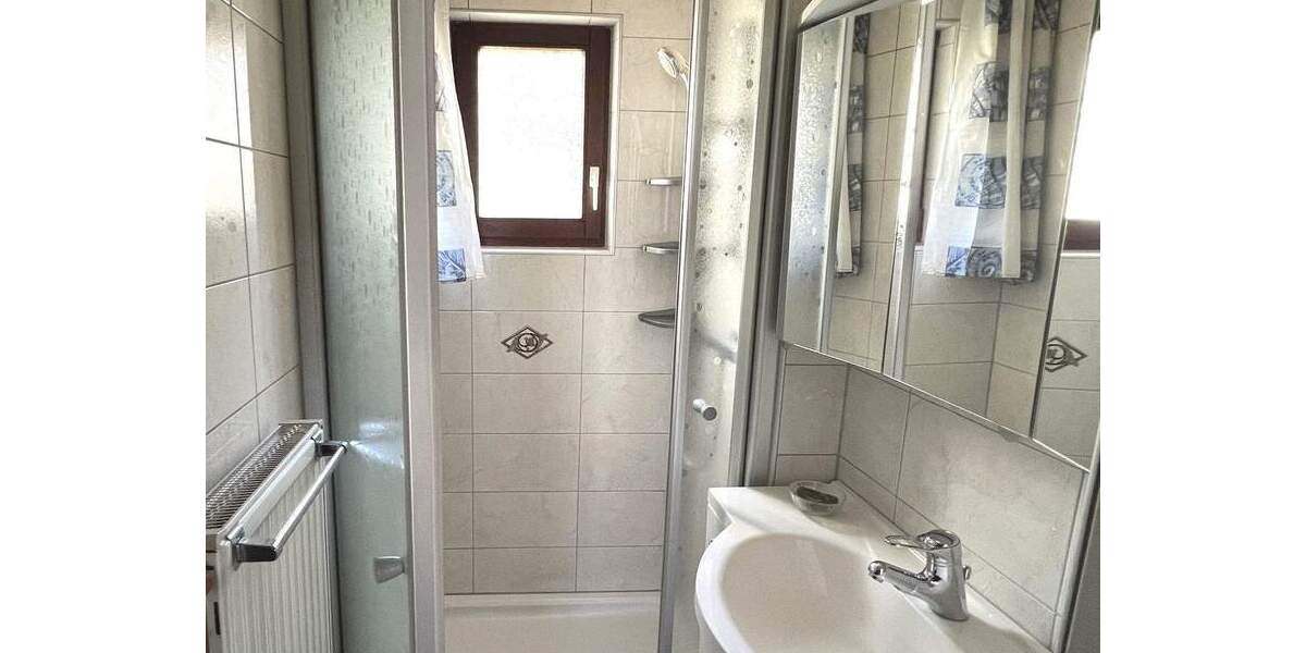 Mehrfamilienhaus, Wohnhaus Karlsbad Spielberg - 6 Zimmer, 139 m&sup2;, 449.000&euro; | Angebot:25686659