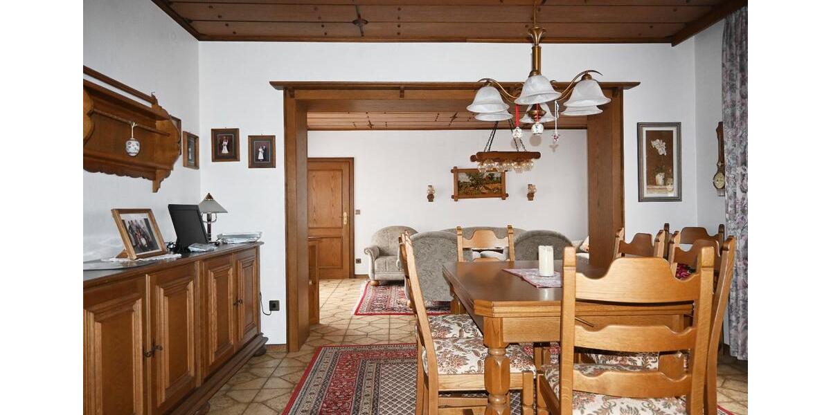 Einfamilienhaus Borken - 9 Zimmer, 158 m&sup2;, 310.000&euro; | Angebot:26689204