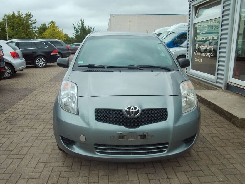 Yaris