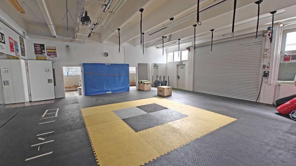 Büro in Puchheim 3.841,20 € 388 m² zimmer