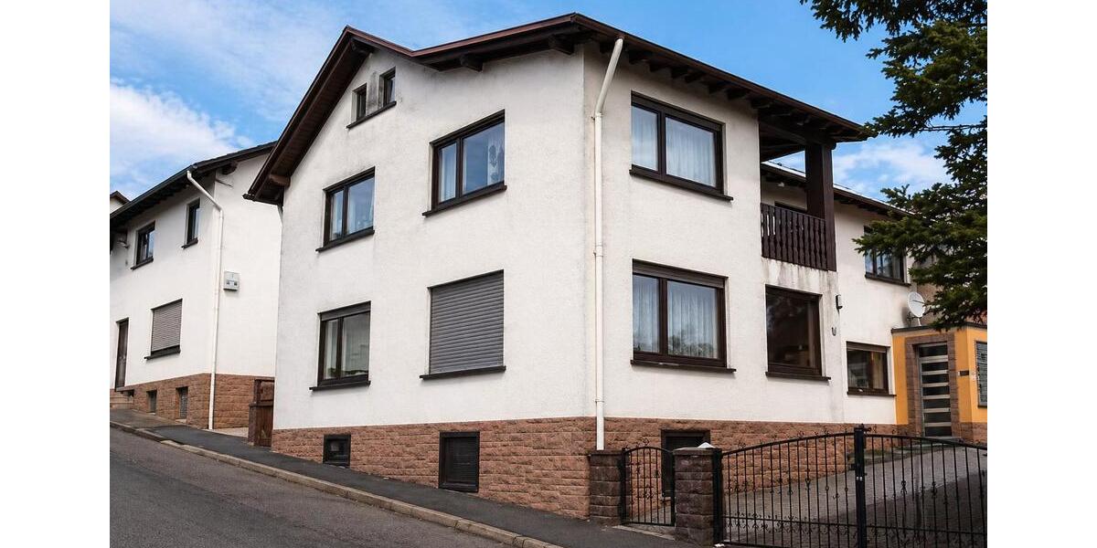 Einfamilienhaus Mehren - 7 Zimmer, 223 m&sup2;, 190.000&euro; | Angebot:26837980
