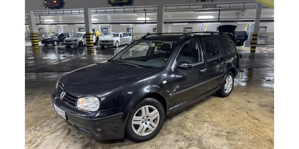 VW Golf IV Variant 190.000 km 1.690 &euro; Bonn 53111