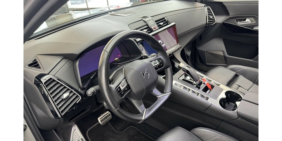 DS Automobiles DS7 Blue HDI 130 Étoile Nachtsicht Panodach 34.700 km 29.870 &euro; Lich 35423