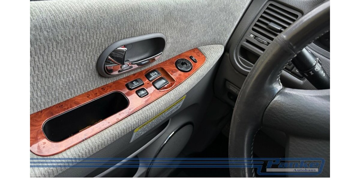 Kia Carnival 2.9 CRDi EX Aut.*6Sitz*Export*Pano*SHZ* 208.364 km 3.000 &euro; Berlin 13187