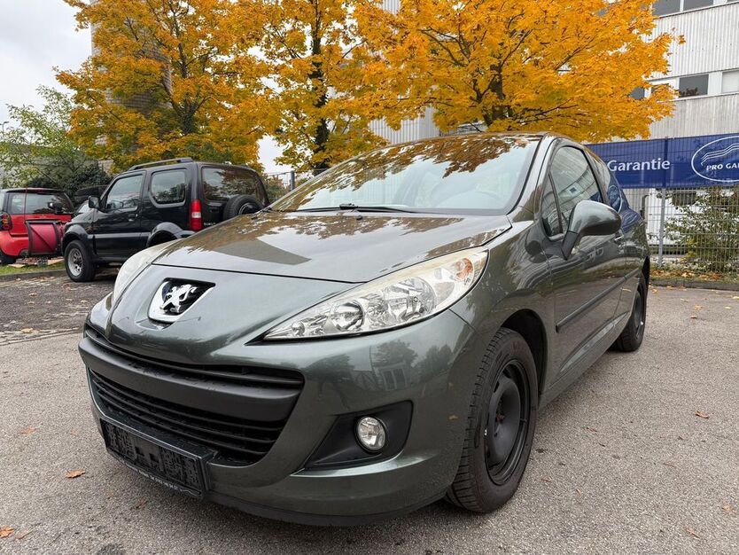 Peugeot 207 149.965 km 3.990 € München 81243