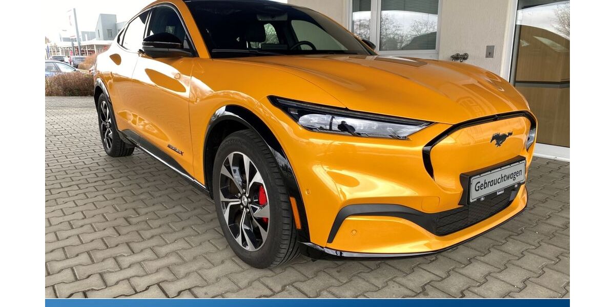 Ford Mustang Mach-E 14.449 km 51.790 &euro; Glauchau 08371