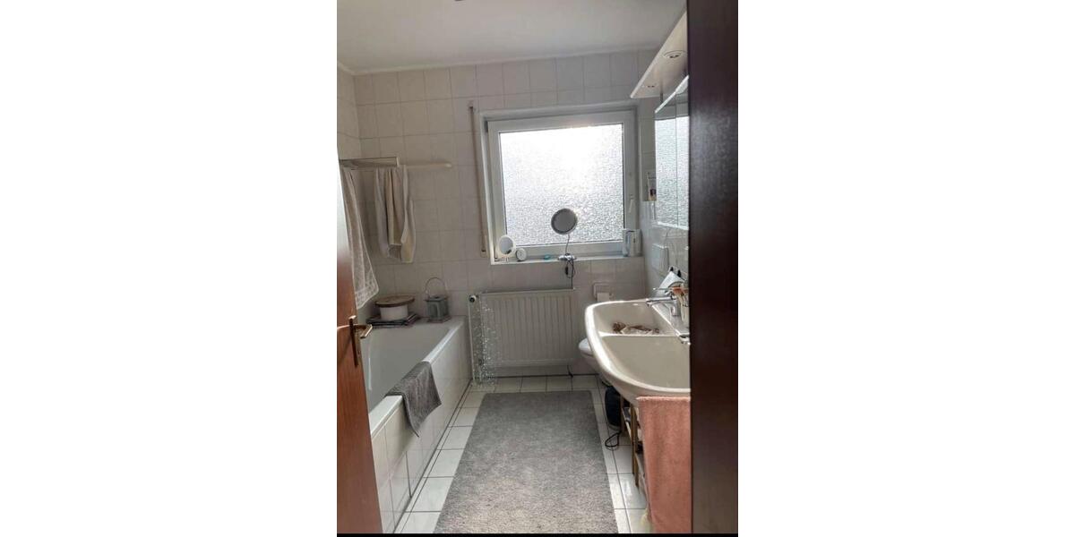 Etagenwohnung Essingen - 3.5 Zimmer, 90 m&sup2;, 310.000&euro; | Angebot:27088169