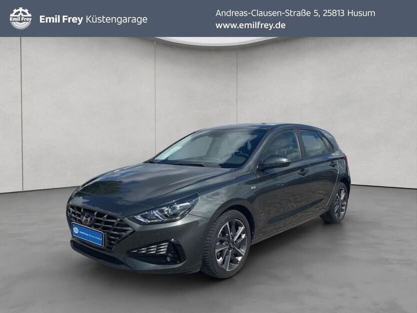 i30
