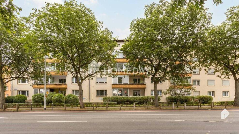 Gepflegte 3-Zimmer-Wohnung mit Wintergarten in guter Lage