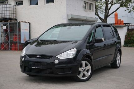 Ford S-Max 251.700 km 2.900 &euro; Dresden 01067