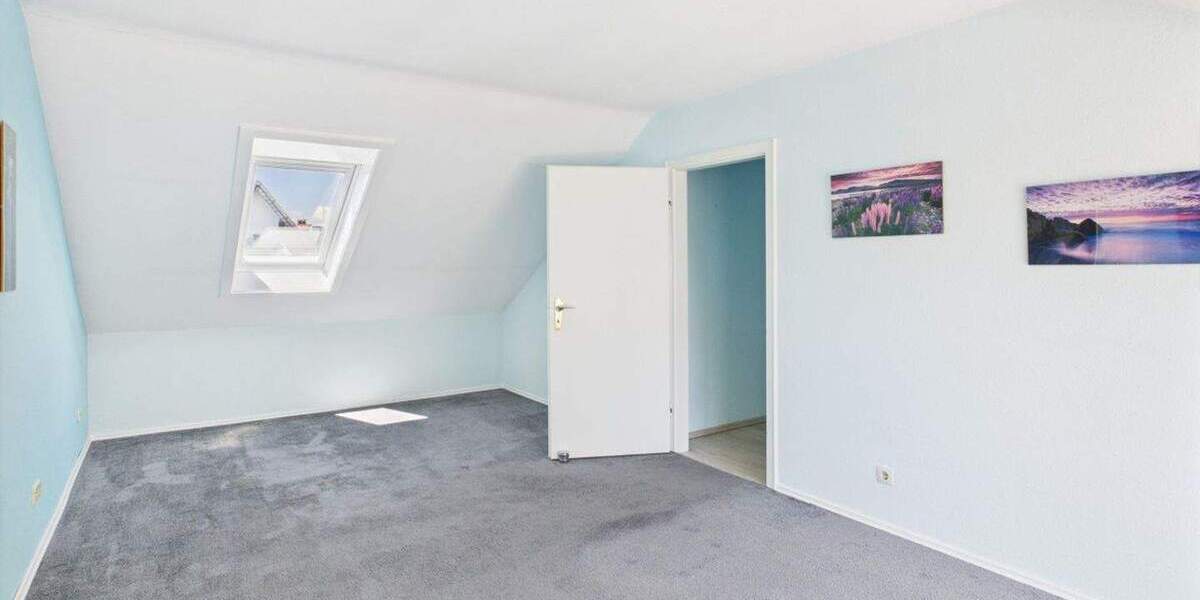 Etagenwohnung Solingen Gräfrath - 3 Zimmer, 75 m&sup2;, 790&euro; | Angebot:25970849