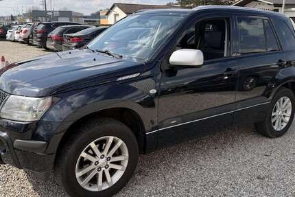 Suzuki Grand Vitara 159.600 km 3.590 &euro; Altdorf/Landshut 84032
