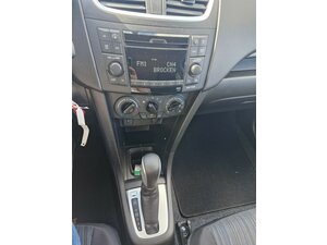 Suzuki Swift Club 34.800 km 8.900 &euro; Lutherstadt Wittenberg 06886