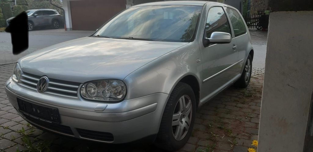 VW Golf 117.721 km 3.800 &euro; Uffing 82449