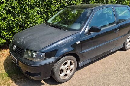 VW Polo 298.908 km 999 &euro; Platten 54518