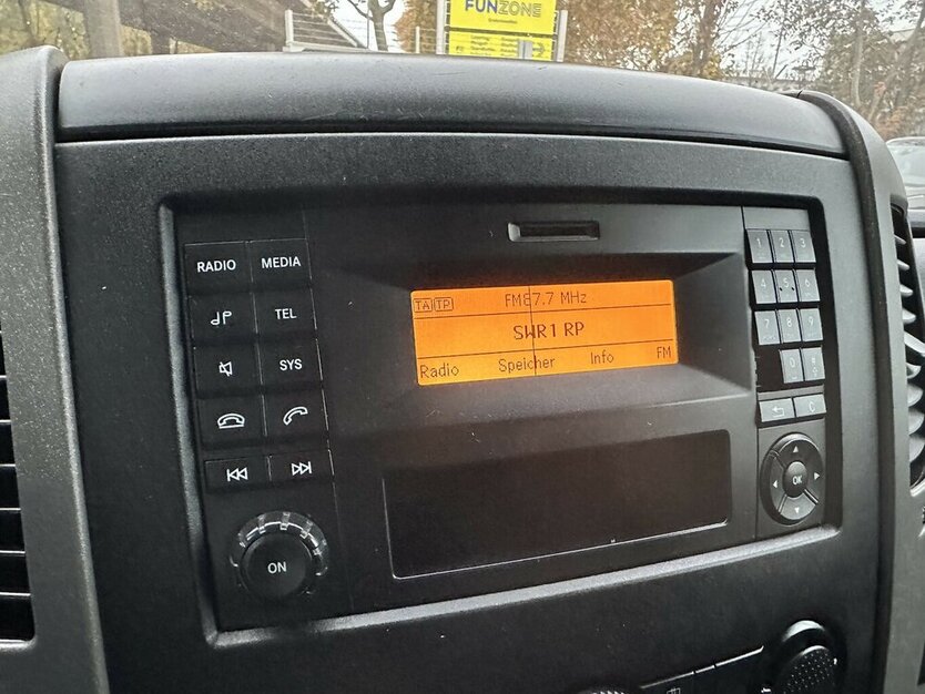 Mercedes-Benz Sprinter 316 CDI Tourer 180.133 km 22.491 € Mainz 55122