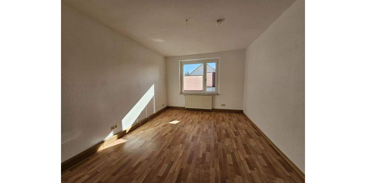 Etagenwohnung Braunsbedra - 2 Zimmer, 43 m&sup2;, 306&euro; | Angebot:25423504