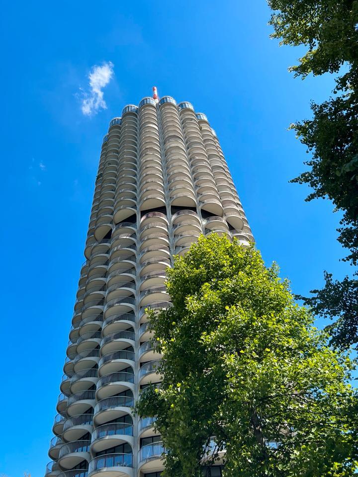Schönes 1 Zimmer Appartement 14. OG Hotelturm provisonsfrei zimmer