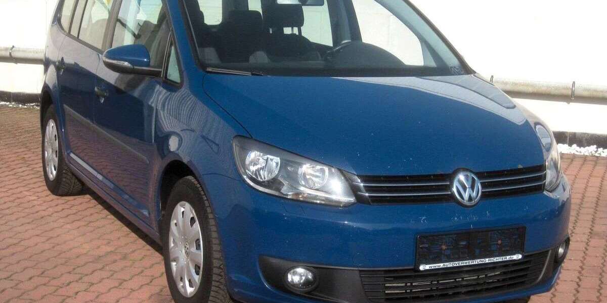 VW Touran 249.000 km 5.499 &euro; Leipzig 04347