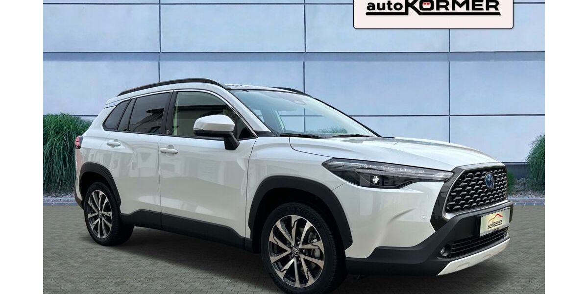 Toyota Corolla Cross 16.406 km 30.890 &euro; Ismaning 85737