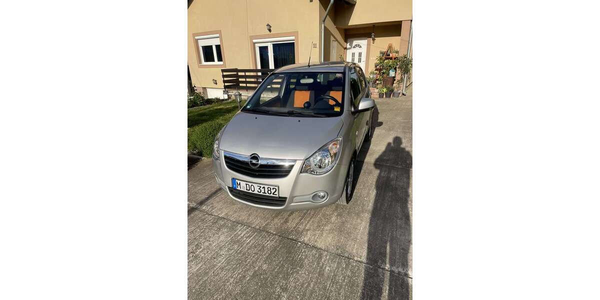 Opel Agila 153.000 km 2.900 &euro; Muenchen 80997