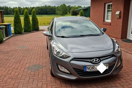 Hyundai i30 153.000 km 5.400 € Großheide 26532
