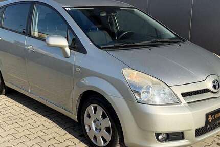 Toyota Corolla Verso 154.000 km 4.900 &euro; Herrenberg 71083