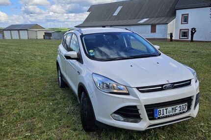 Ford Kuga 160.793 km 9.900 &euro; Rodershausen 54673