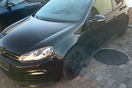 VW Golf 245.000 km 7.999 &euro; Pelm 54570