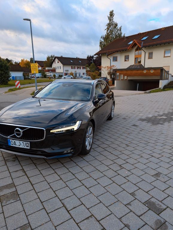 Volvo V90 178.000 km 17.100 € Durach 87471