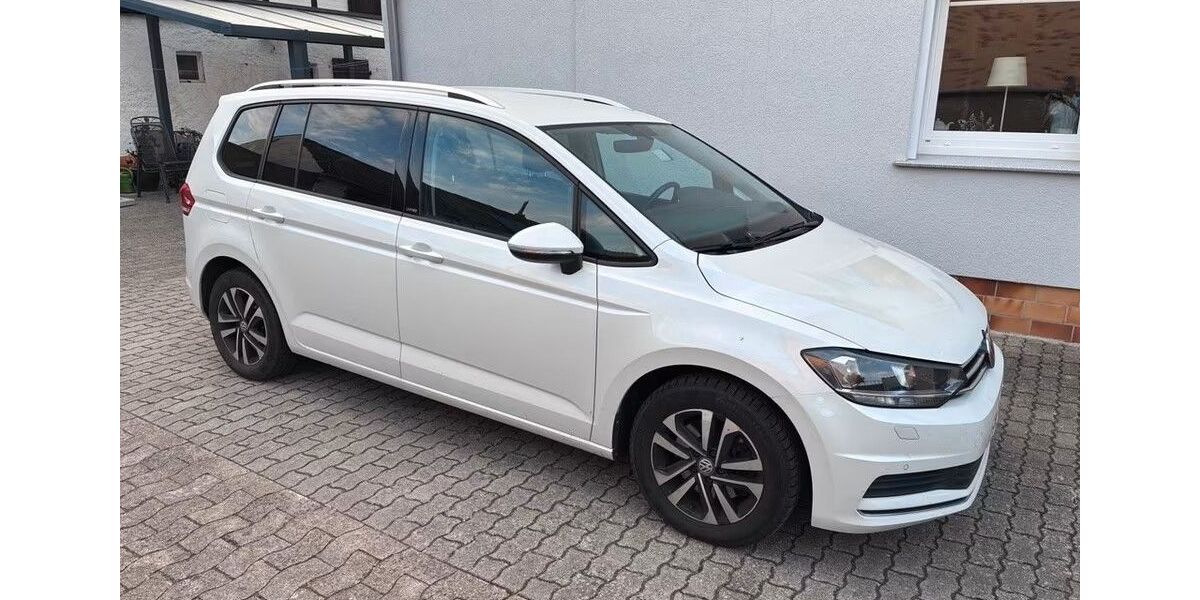 VW Touran 85.500 km 21.400 &euro; Helmstedt 38350