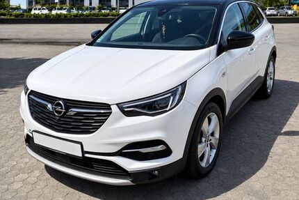 Opel Grandland (X) 107.000 km 12.499 &euro; Karben 61184