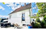 Kernsaniertes Einfamilienhaus mit Doppelgarage, großem Garten und Home-Office-Oase - Einfamilienhaus Schwalmstadt | Angebot:27053931