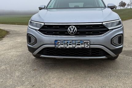 VW T-Roc 61.131 km 23.400 &euro; Schnürpflingen 89194