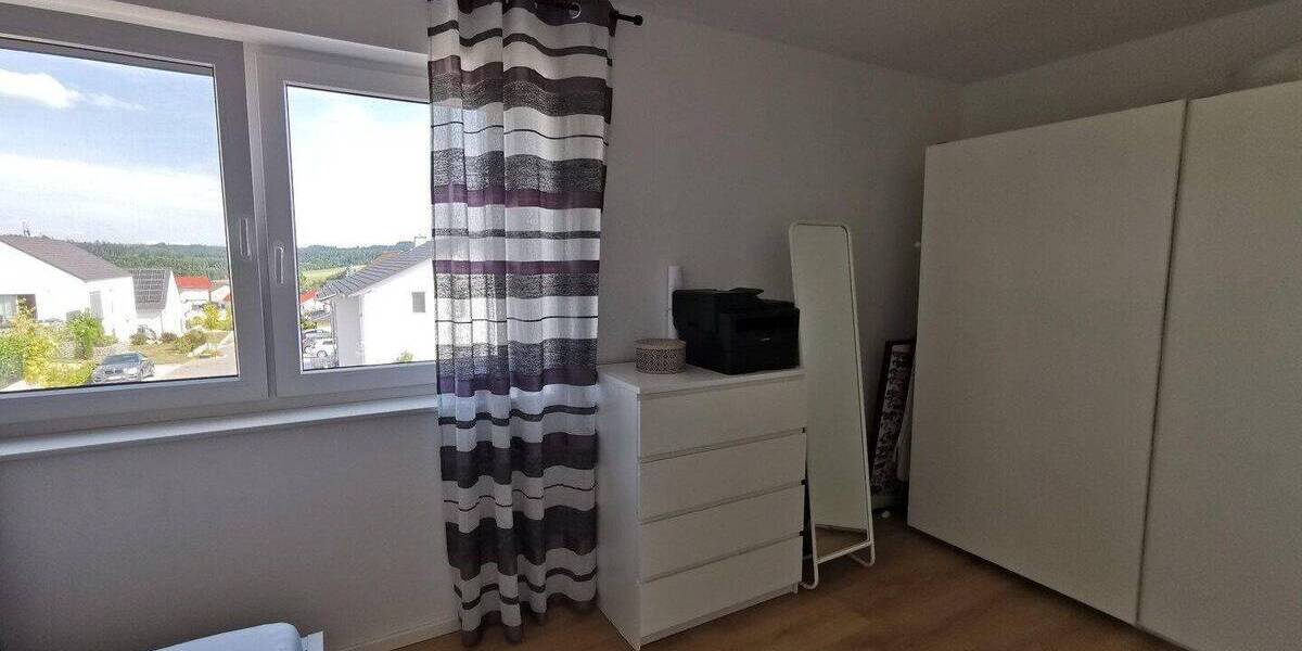 Reihenendhaus Ellwangen Kellerhaus - 5 Zimmer, 146 m&sup2;, 1.700&euro; | Angebot:26824063