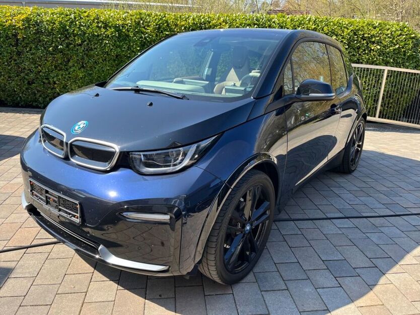 i3